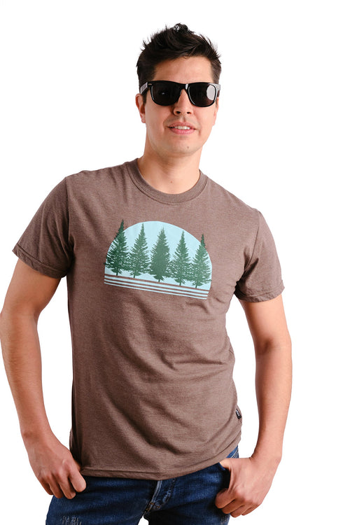Borealer Nadelwald T-Shirt für Herren — Bio-Baumwolle